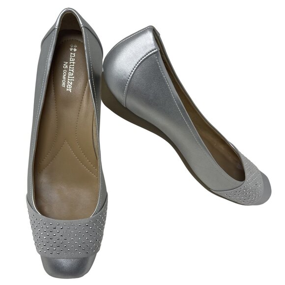 NWOB Naturalizer Vine Square Toe Ballet Flats, Silver, Size 9.5M - Picture 1 of 15